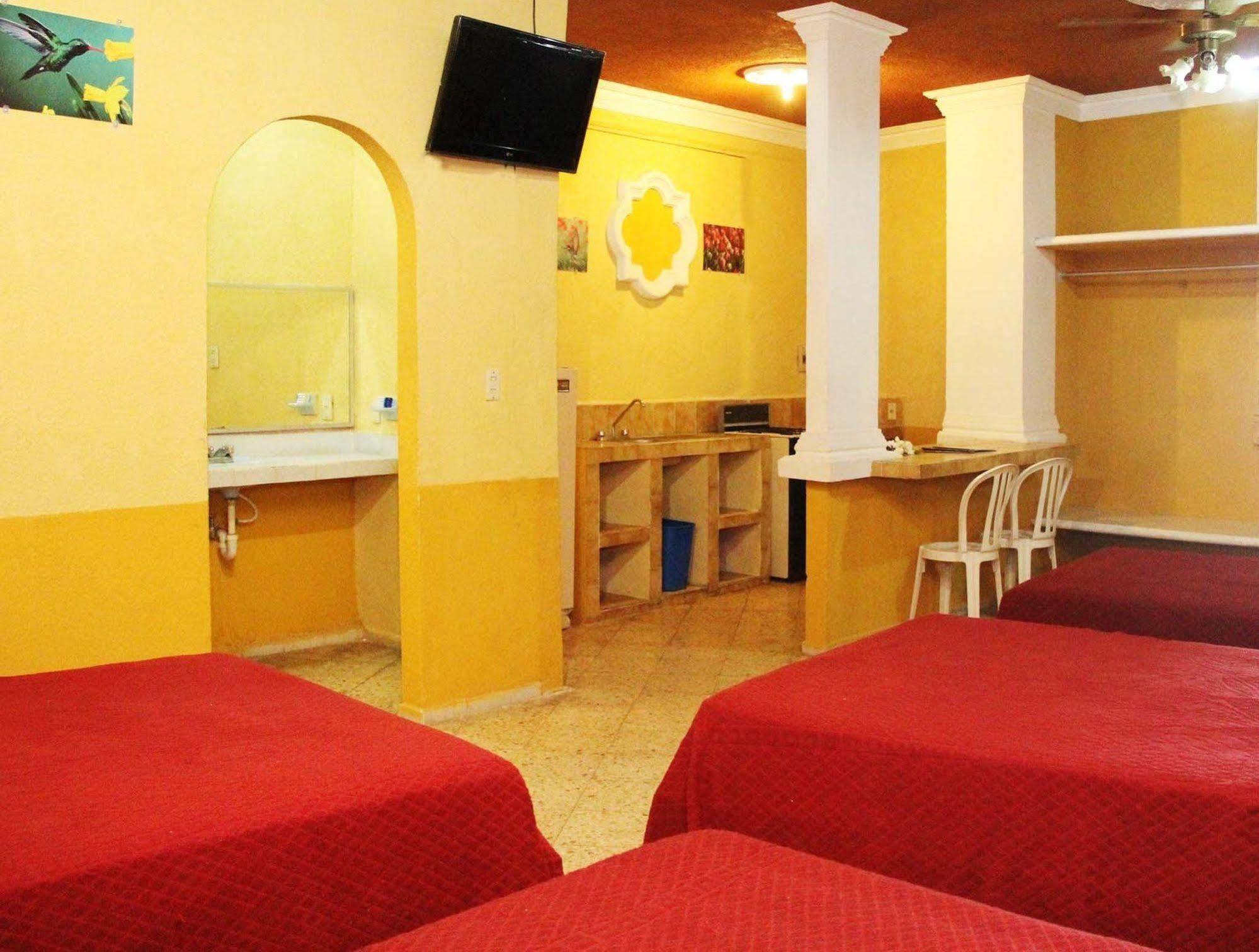 Hotel Suites Elia Noemi Mérida Exterior foto